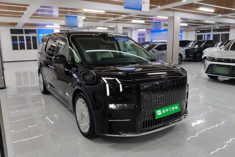 Used Zeekr 009 2024 GAC Trumpchi
