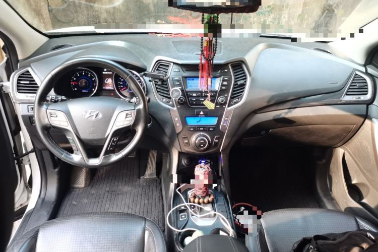 Used Hyundai Santa Fe 2013 2.4L Automatic Two-Wheel Drive Smart Version