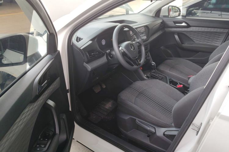 Used Volkswagen Tharu 2022 280TSI Two-Wheel Drive Trend Edition Driver Seat