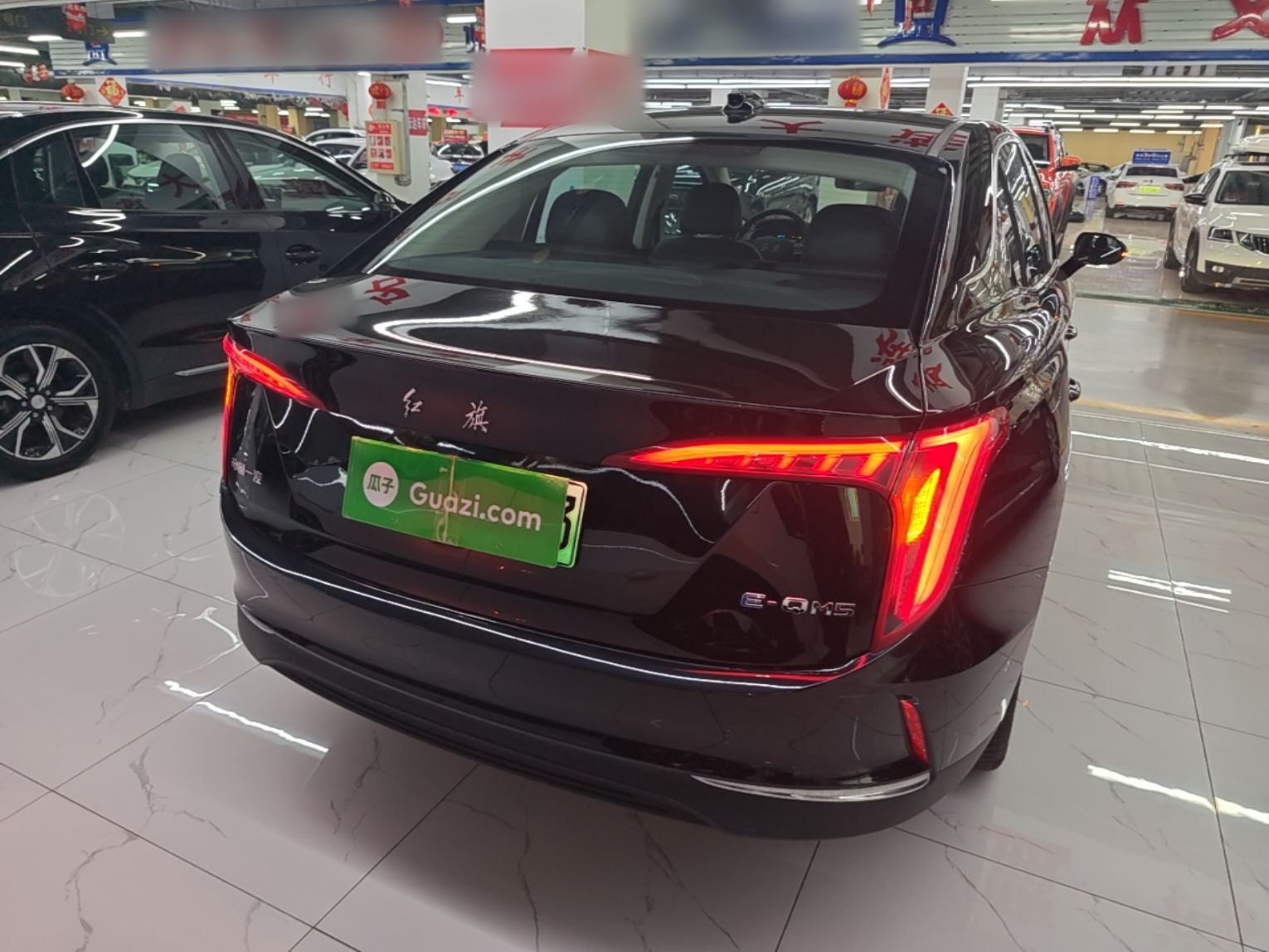 Hongqi E-QM5 2023 Revised Version Basic Travel Edition — снимка 5