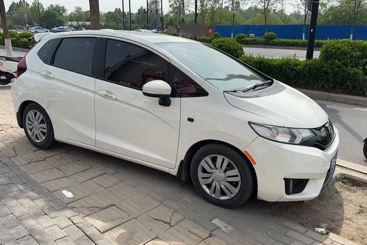 Used Honda Fit 2016 1.5L LXS CVT Comfort Sunroof Version Exterior 1