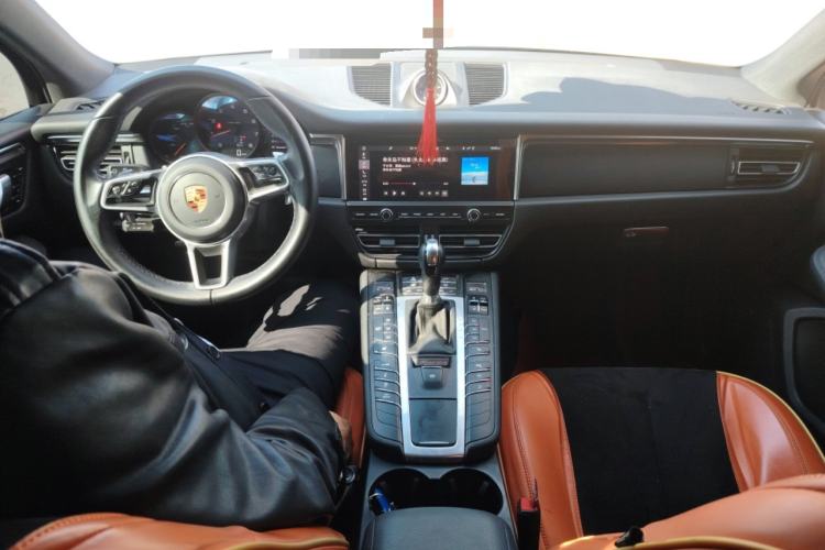 Used Porsche Macan 2021 Macan 2.0T
