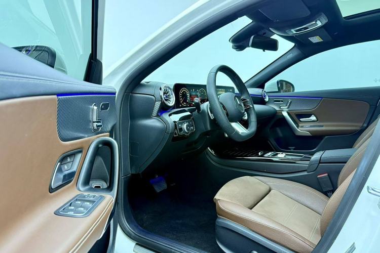 Used Mercedes-Benz A-Class 2024 Updated A 200 L Fashion Version
