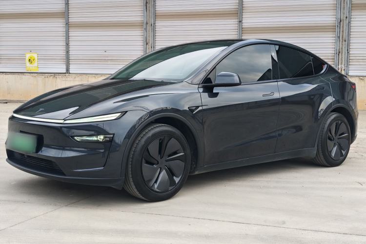 Used Tesla Model Y 2025 Rear-Wheel Drive First Edition