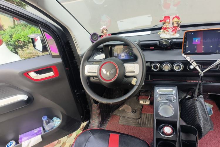 Used Wuling Hongguang MINIEV 2022 GAMEBOY 300km Enthusiast Model with Lithium Iron Phosphate
