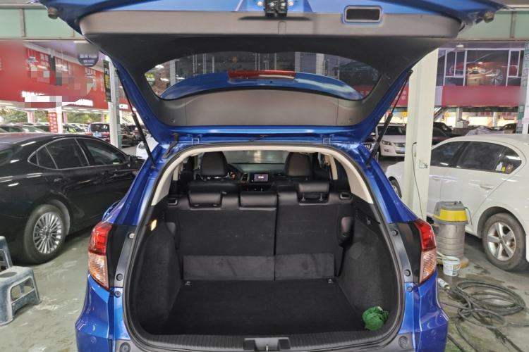 Used Honda Vezel 2015 1.8L CVT 2WD Luxury Model