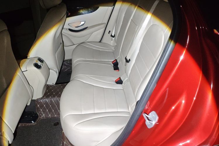 Used Mercedes-Benz GLC 2016 GLC 260 4MATIC Luxury Model
