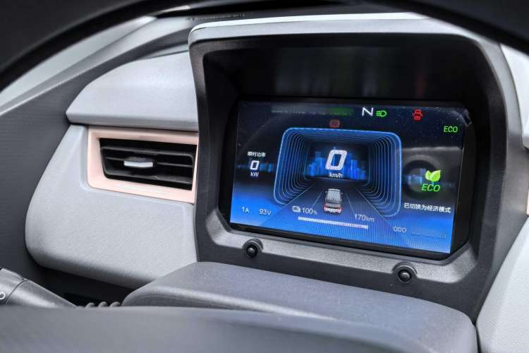 Used Chery New Energy QQ Ice Cream 2022 170km Sundae Phosphate Lithium-Ion