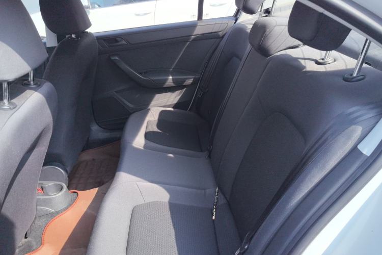 Used Volkswagen Santana 2015 1.6L Manual Fashion Edition Left Rear Seat