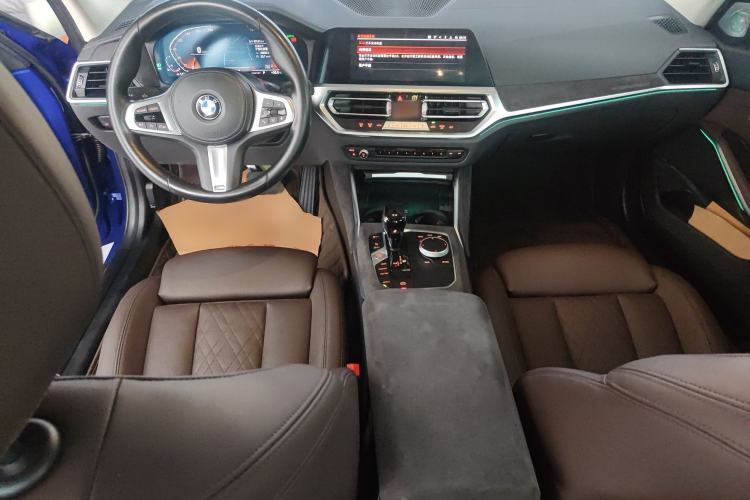 Used BMW 3 Series 2022 325i M Sport Package Center Console