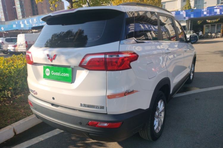 Used Wuling Hongguang S3 2019 1.5L Manual Comfort Model China VI Standard
