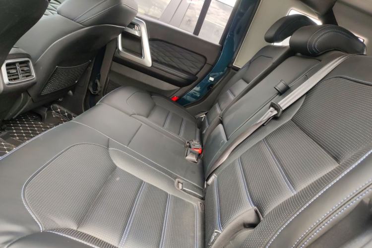 Used BAIC Off-Road BJ40 2019 Updated Version 2.0T Automatic All-Wheel Drive Urban Hunter Edition Premium China V Emission Standard