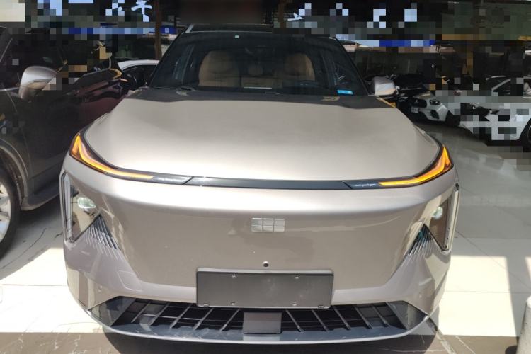 Used Geely Galaxy L7 2024 1.5T 115 km PLUS Dragon Edition Front