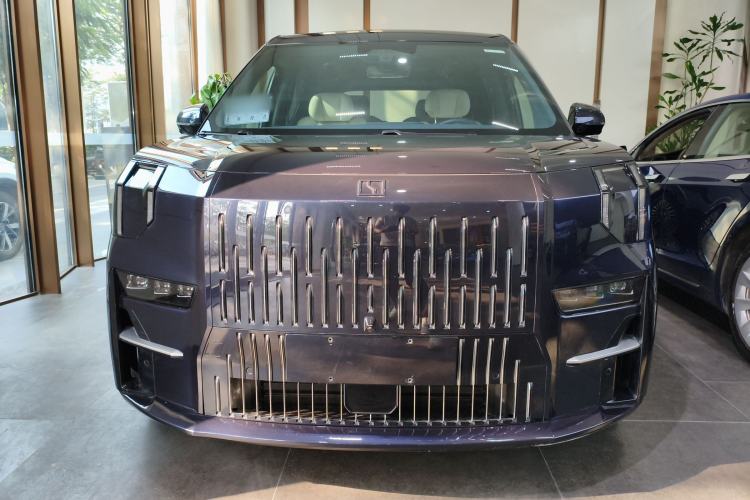 Used Zeekr 009 2022 Revised WE Version