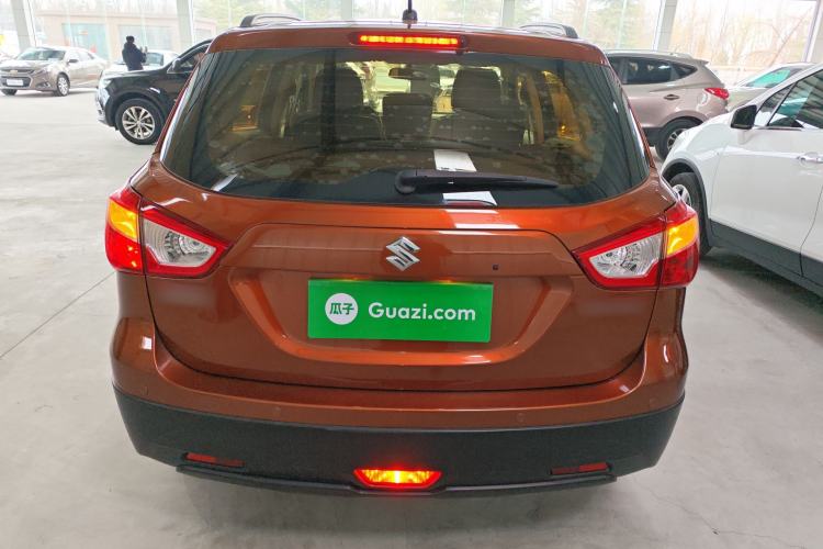 Used Suzuki Vitara S-Cross 2017 1.6L Manual Two-Wheel Drive Urban Fashion Model