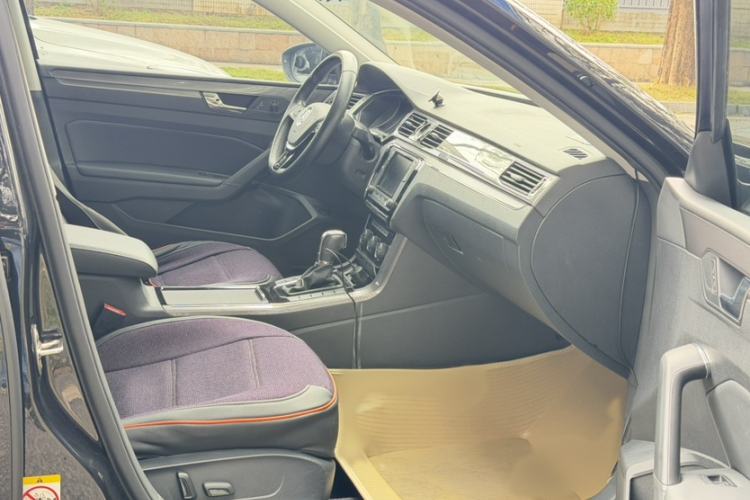 Used Volkswagen Passat 2017 280TSI DSG Luxury Edition