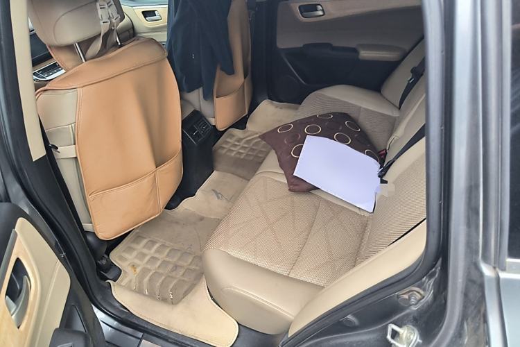 Used Honda Jade 2013 1.8L automatic Comfort version 5 seats