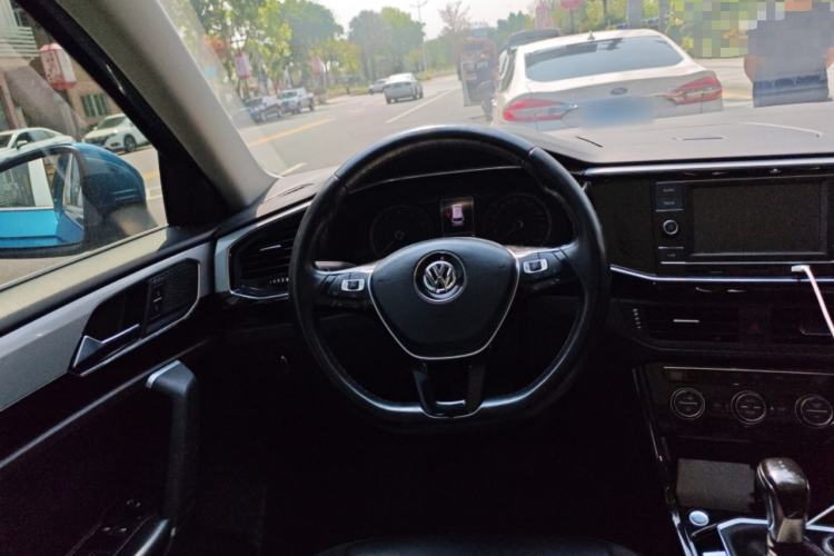 Used Volkswagen Tayron 2019 330TSI Two-Wheel Drive Luxury Model China VI Standard Steering Wheel