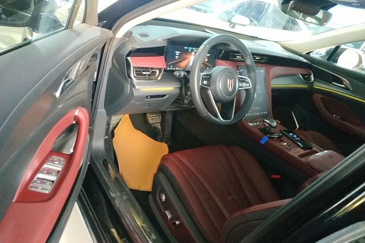 Used Hongqi H5 2024 2.0T Automatic Smart Connect Flagship Edition Driver Seat