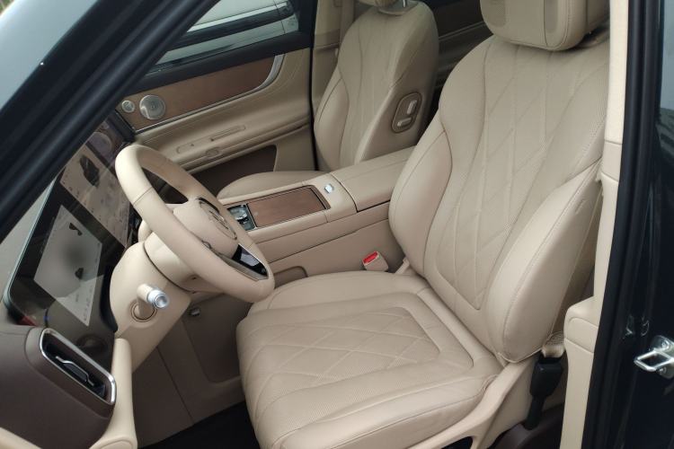 Used Hima AITO M9 2024 Range-Extended Ultra Version 52 kWh 5-Seater Model Left Front Seat