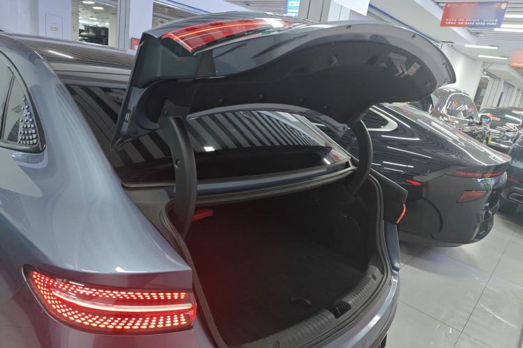 Used BYD Seal 2022 700 km Long-Range Rear-Wheel-Drive Version