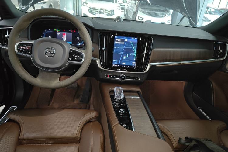 Used Volvo S90 2023 B5 Luxury Smart Edition