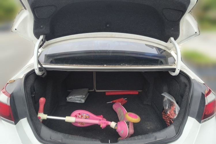 Used Chevrolet Cruze 2015 1.4T DCG Luxury Edition Trunk