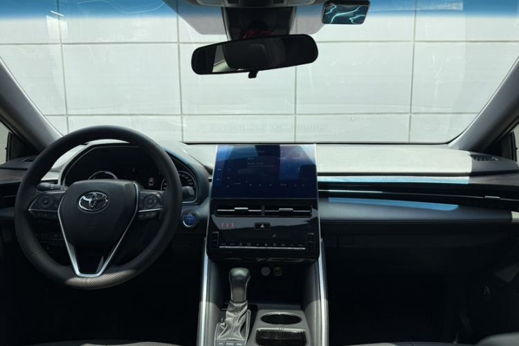 Used Toyota Avalon 2022 Dual-Engine 2.5L Luxury Edition