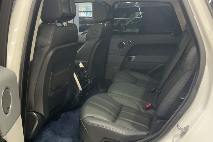 Used Land Rover Range Sport 2015 3.0 SC V6 HSE Left Front Seat