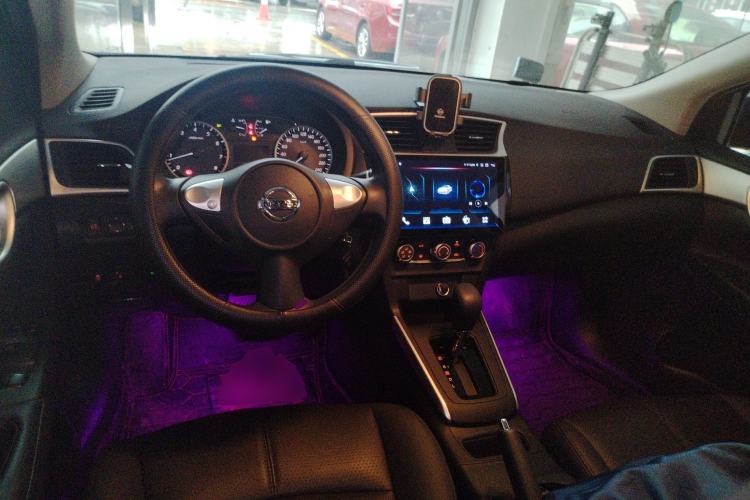 Used Nissan Sylphy 2024 Restyled Version 2 Classic 1.6XE CVT Comfort Edition Center Console