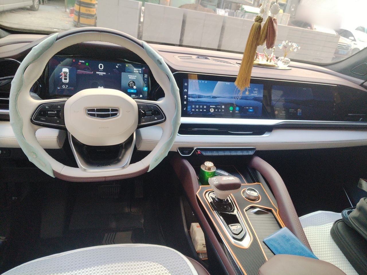 Geely Auto Monjaro L 2021 2.0TD DCT EVO Two-Wheel Drive Prestige Version — снимка 9