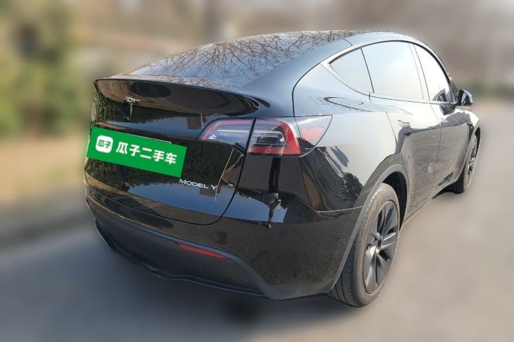 Used Tesla Model Y 2023 Rear-Wheel-Drive Version