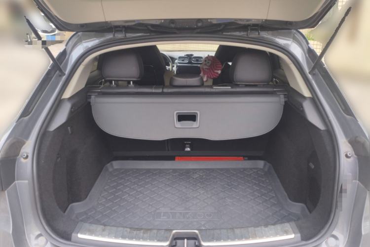 Used Lynk & Co 02 2019 1.5T DCT Two-Wheel Drive Shine Pro Edition China VI Standard
