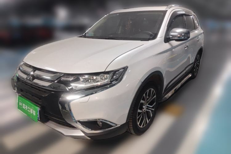Used Mitsubishi Outlander 2016 2.4L 4x4 Elite Edition 7-Seater