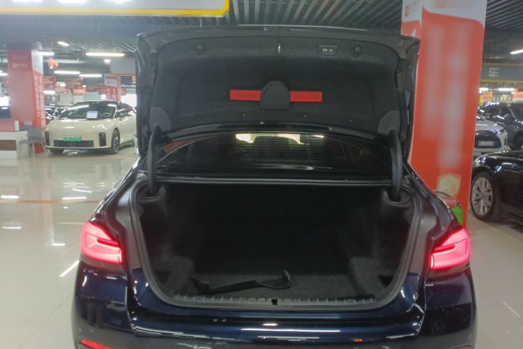 Used BMW 5 Series 2023 530Li Leading Model M Sport Package
