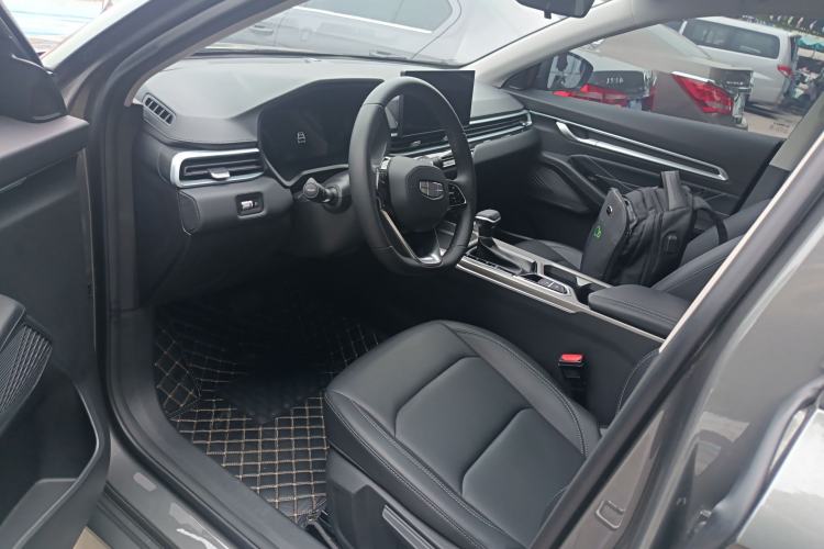 Used Geely Auto Emgrand 2025 4th Generation 1.5L CVT Luxury Version