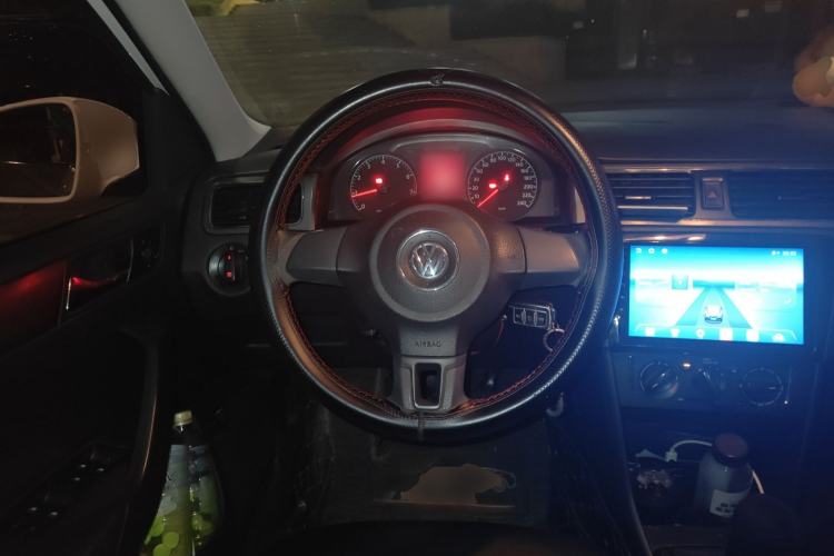 Used Volkswagen Santana 2015 1.6L Manual Comfort Edition Steering Wheel