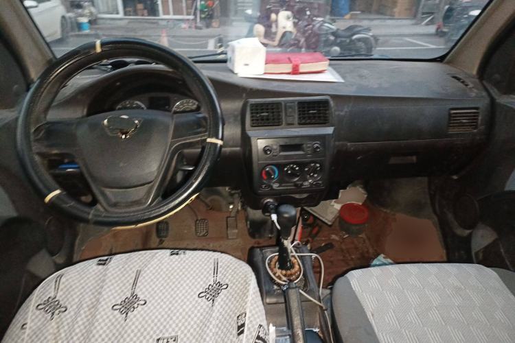 Used Wuling Rongguang 2020 1.5L Extended Basic Version China VI Standard L3C Center Console