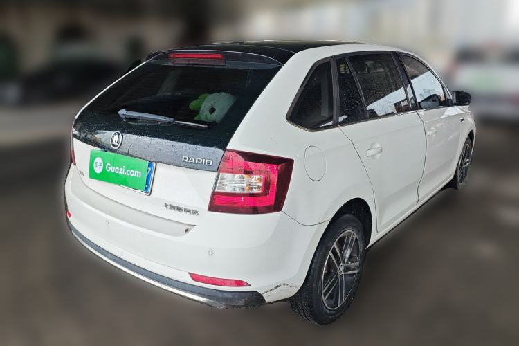 Used Skoda Rapid Spaceback 2018 1.6L Automatic Sport Edition Rear Right 45 Deg