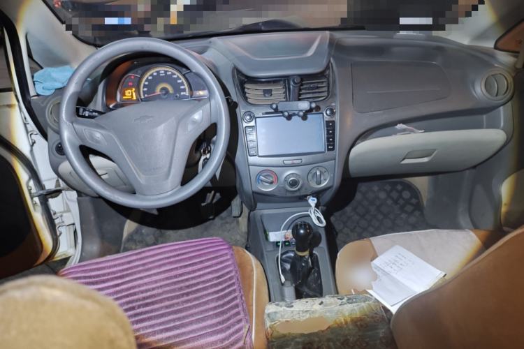 Used Chevrolet Sail 2013 Sedan 1.2L Manual Fashionable Happiness Edition
