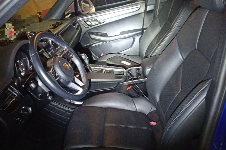 Used Porsche Macan 2020 Macan 2.0T Left Front Seat