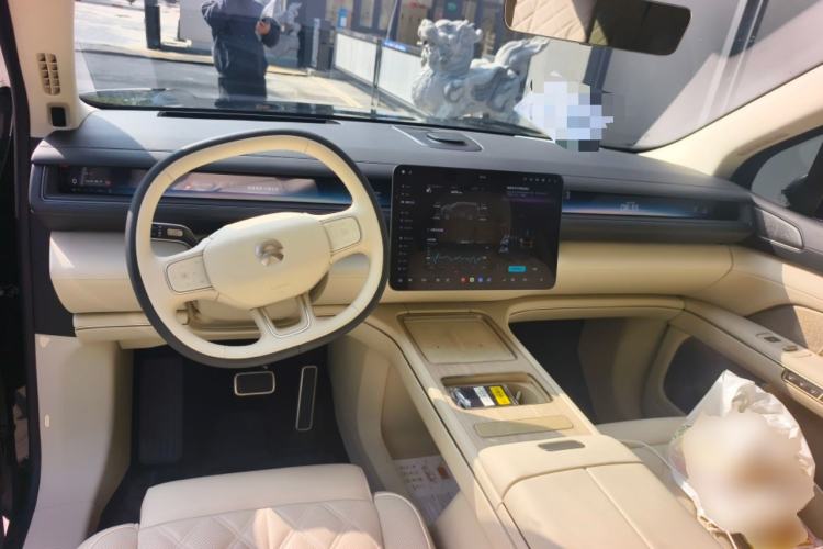 Used Nio ES8 2026 Model 6-seat Executive Luxury Edition Center Console