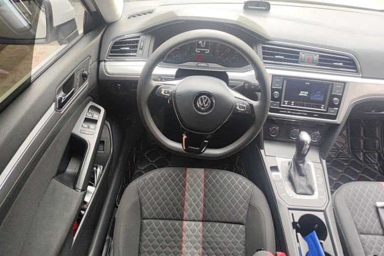 Used Volkswagen Lamando 2019 230TSI DSG Fashion Edition China VI
