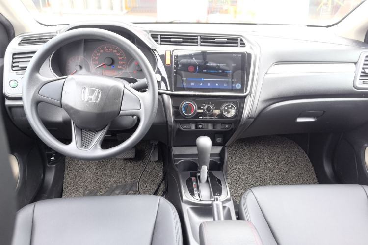 Used Honda Greiz 2016 1.5L CVT Classic Edition Center Console