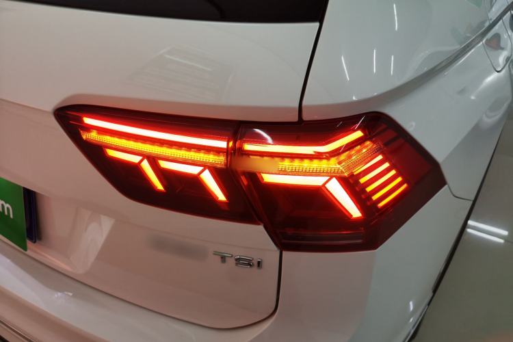 Used Volkswagen Tiguan L 2022 330TSI Automatic Two-Wheel Drive R-Line Enhanced Edition