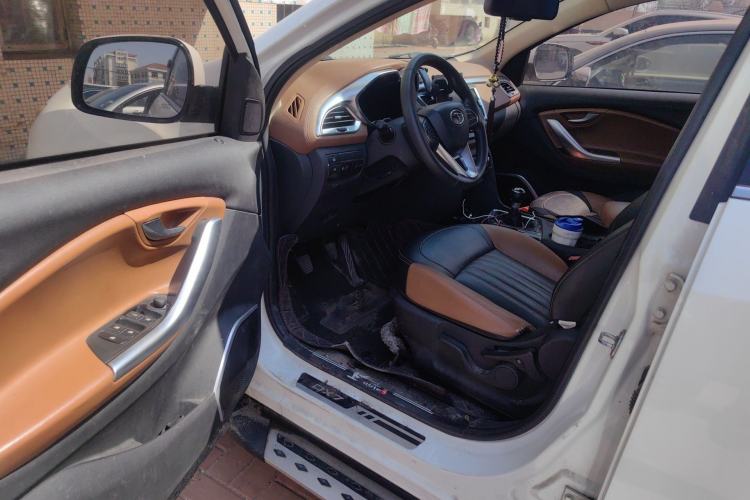 Used Soueast DX7 2017 1.5T Manual Triumph Edition
