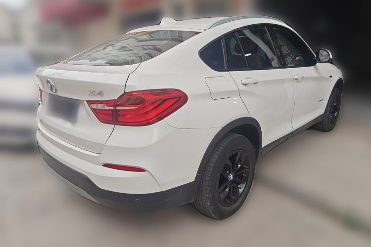 Used BMW X4  Rear Right 45 Deg