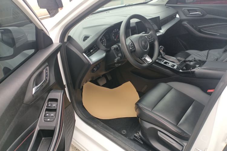 Used MG 5 2022 180 DVVT CVT Youth Style Edition
