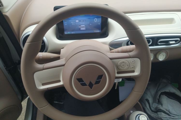 Used Wuling Hongguang MINIEV 2025 Four-Door Version Advanced Edition
