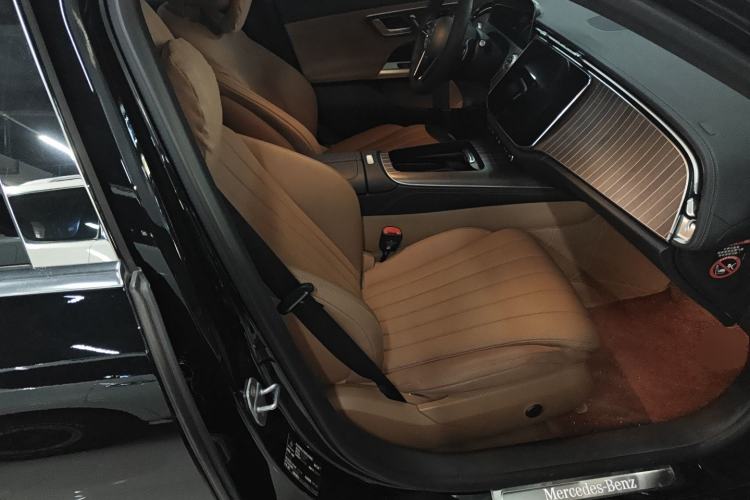 Used Mercedes-Benz E-Class 2025 E 300 L Stylish Model